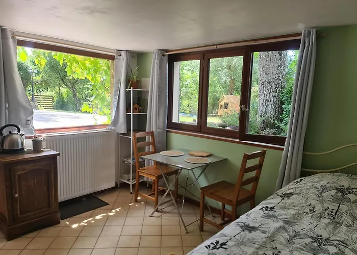 مزرعة للإقامة A La Ferme, Les Vergers Du Muscardin