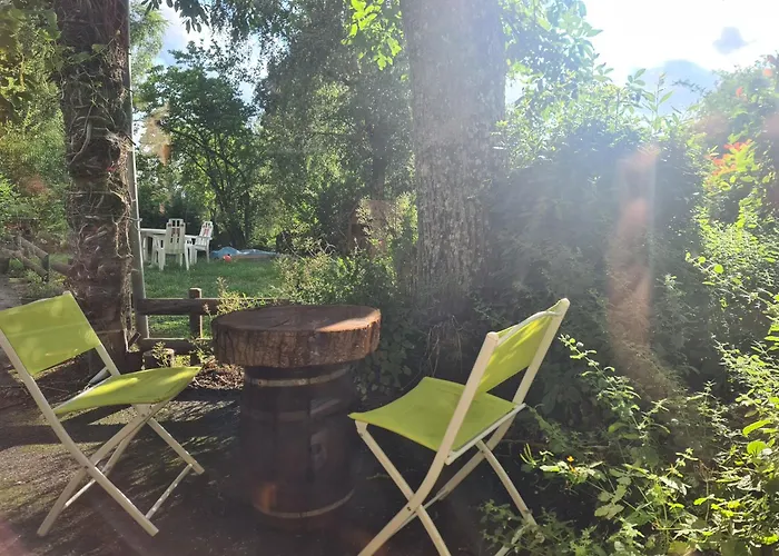 A La Ferme, Les Vergers Du Muscardin مزرعة للإقامة Breel